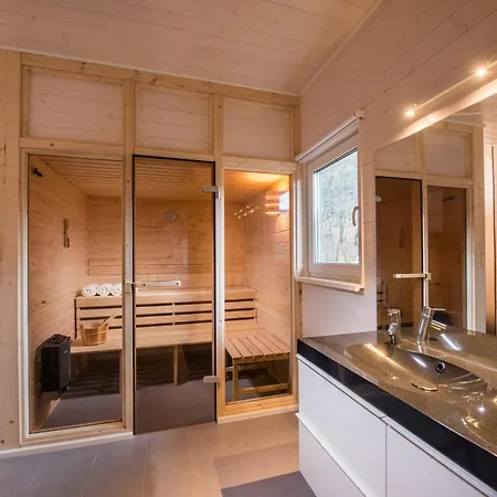 4 Personen Mit Sauna F3h3 Сasa de vacaciones *